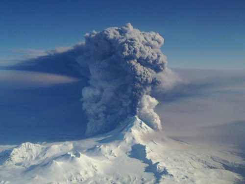 Sifting volcano paydirt to help forecast eruptions 